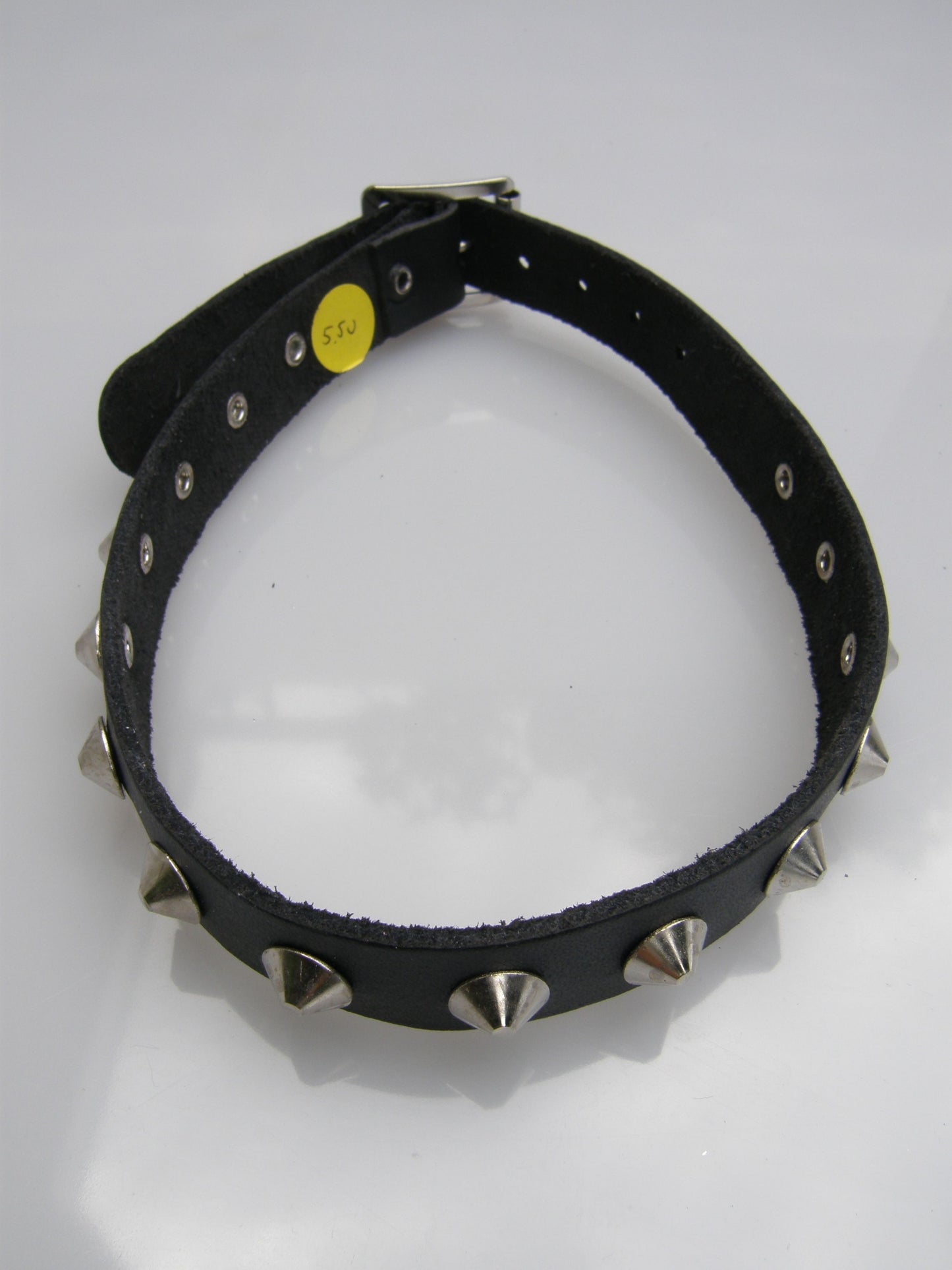 Collar 1 Row Conical Studs