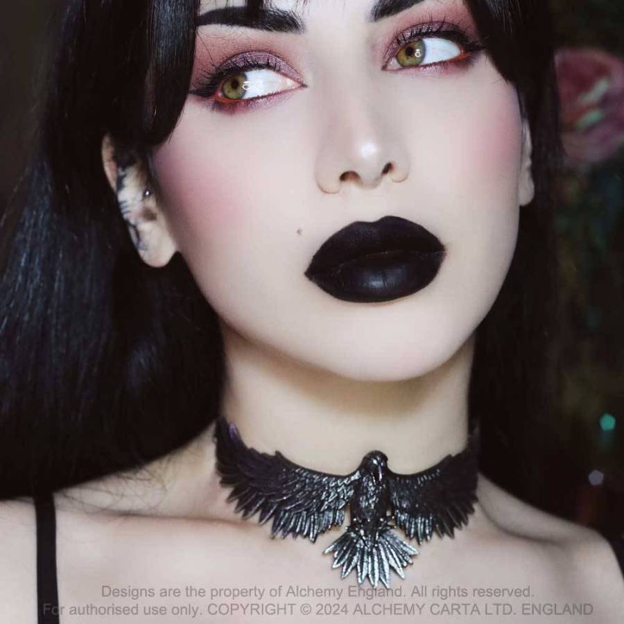 Curse of Cornonis Necklace