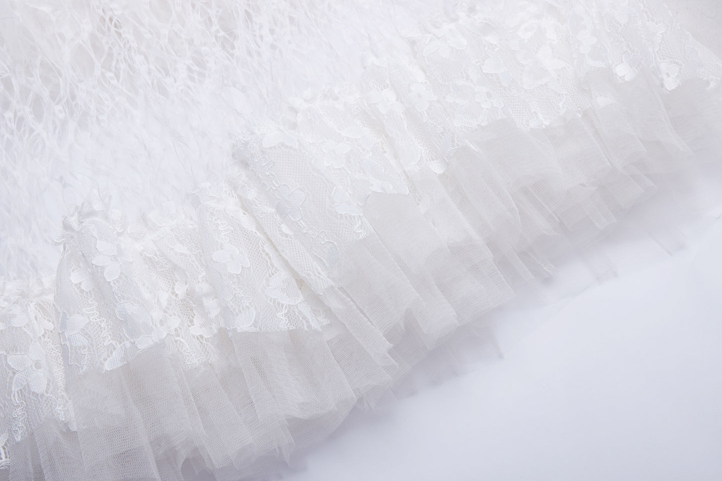 Intensive Skirt White