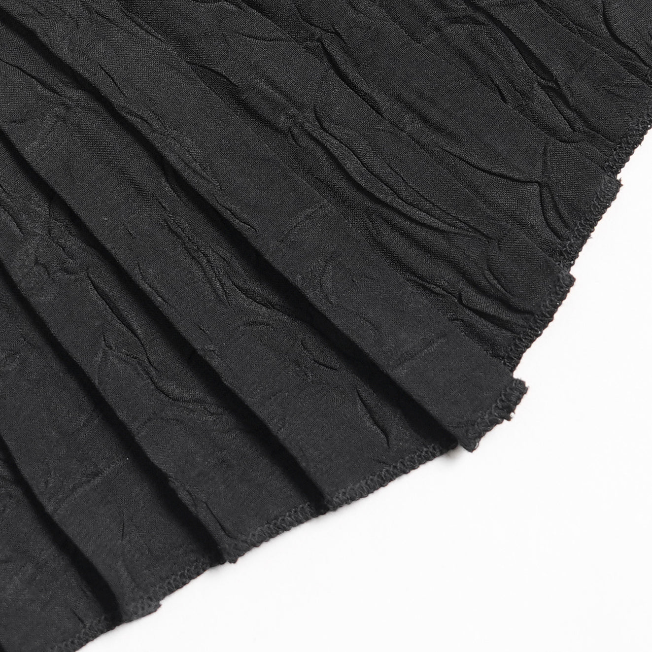 Bad Habit Jabot Zwart