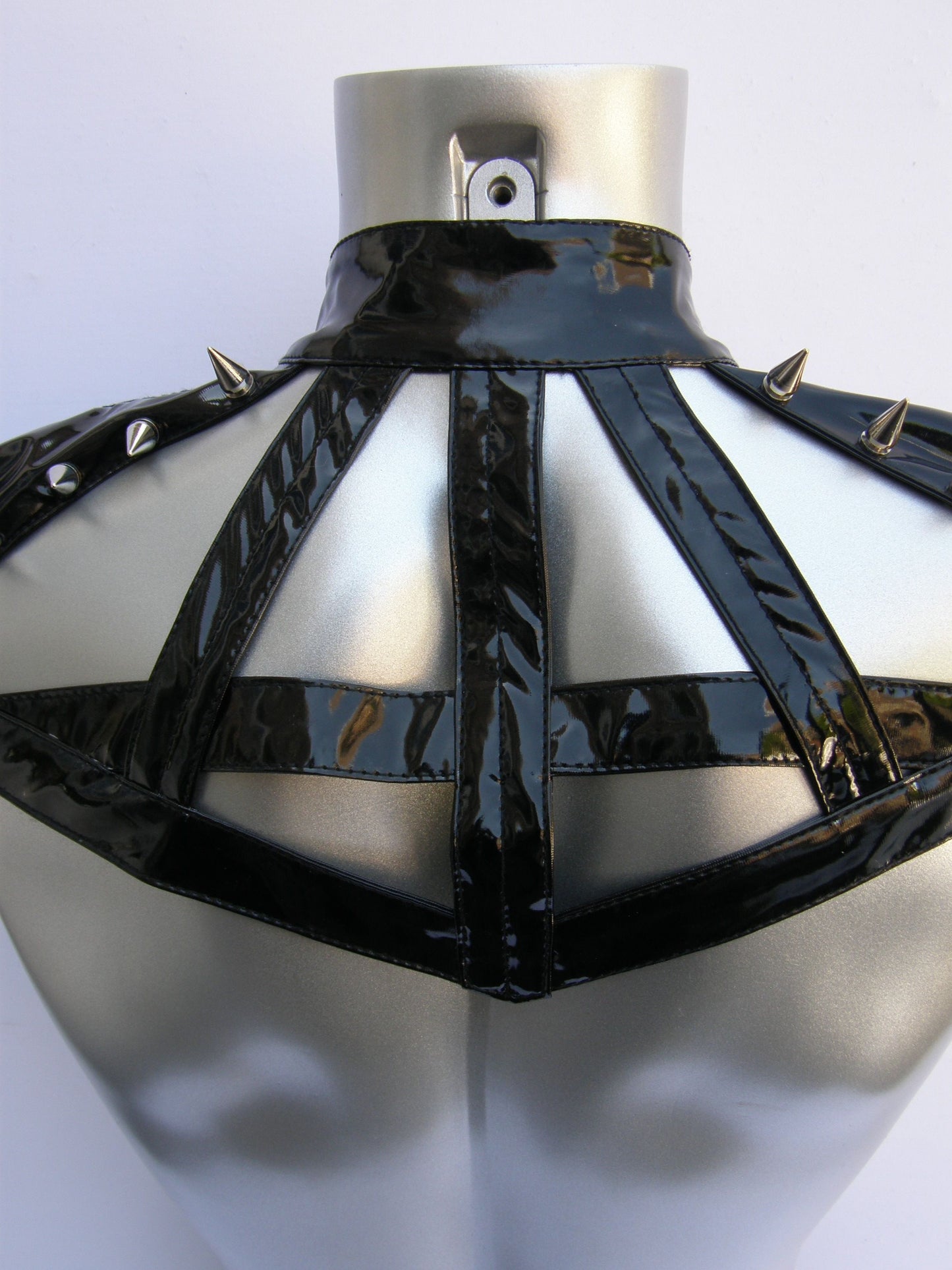 Schouderstuk Spikes Vinyl