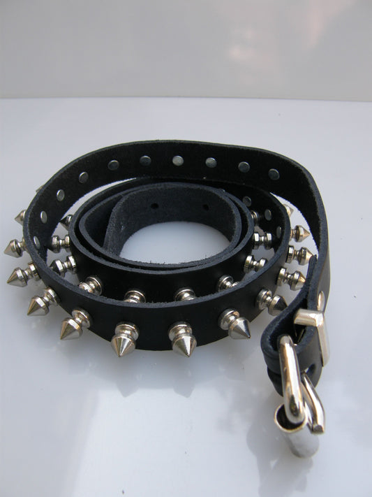 Riem 1 Row Spikes