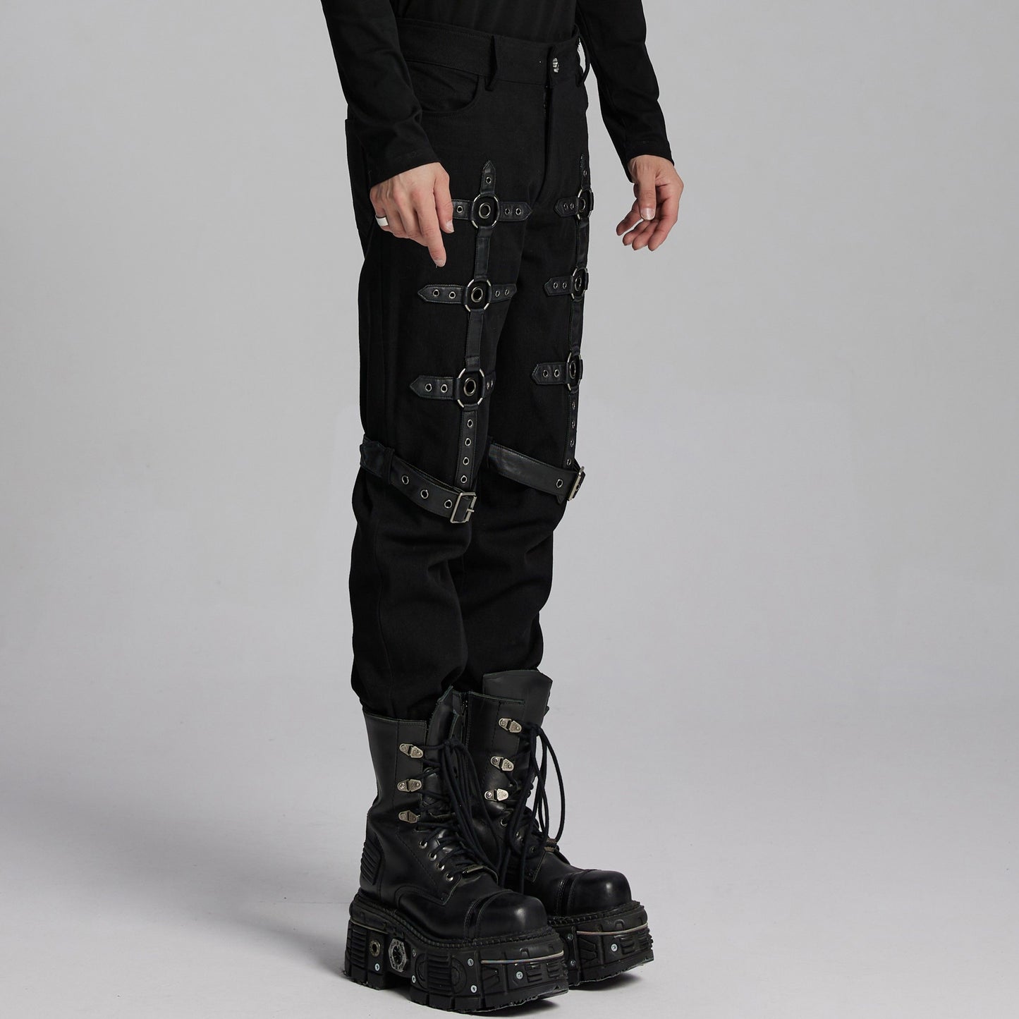 Easier Here Broek