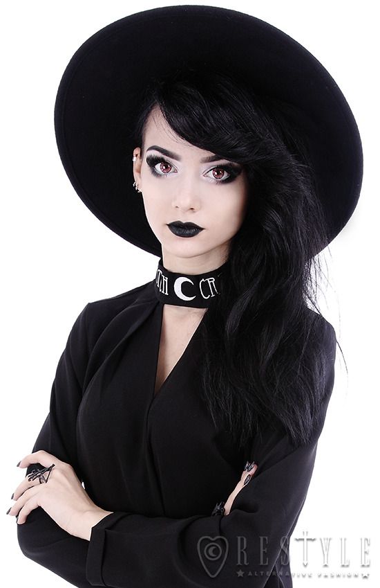 Witch Hoed