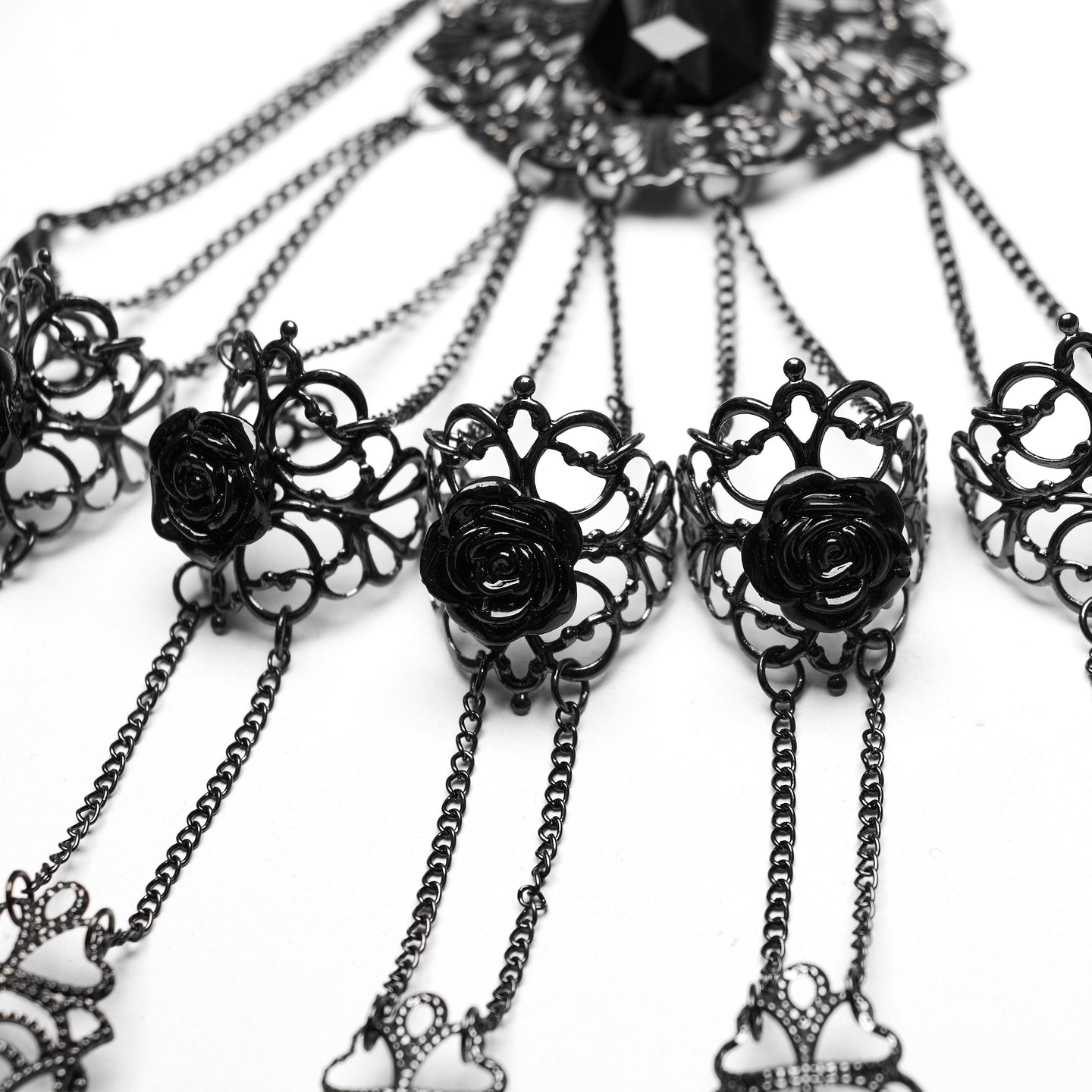 Filigree Hand Decoration