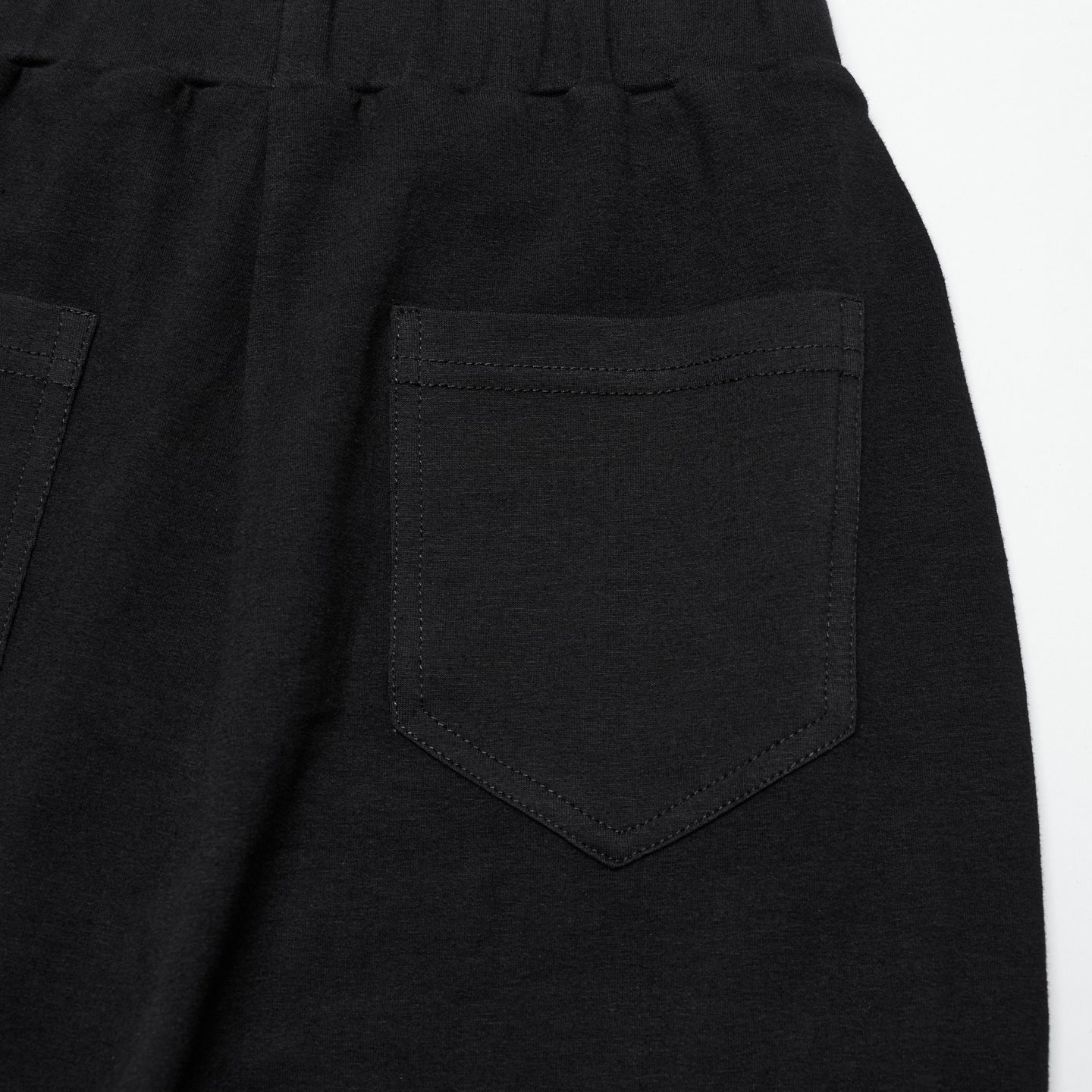 Invited Broek
