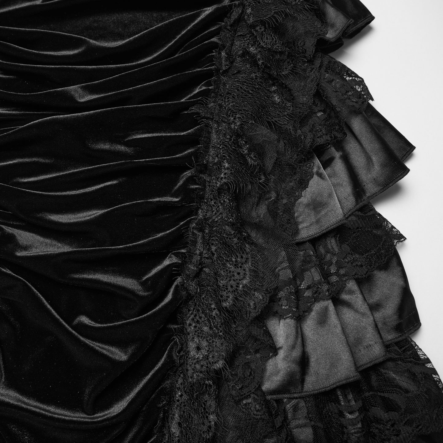 Broken Promise Maxi Rok Zwart