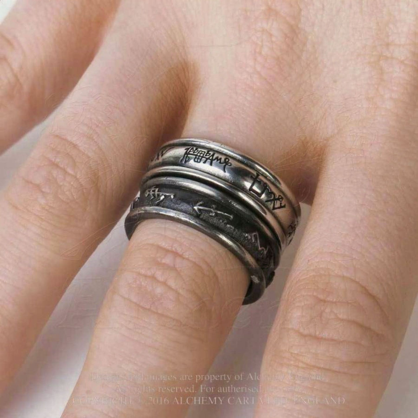Demon Black & Angel White Ringen