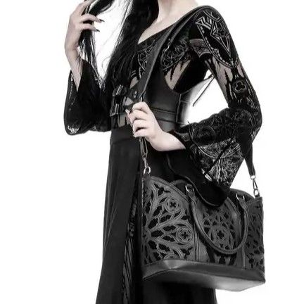 Catacombs Shopper