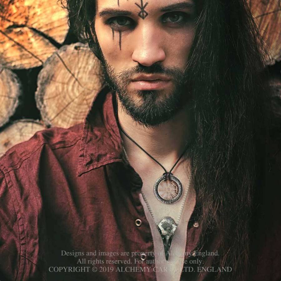 Volvan Ravenskull Necklace