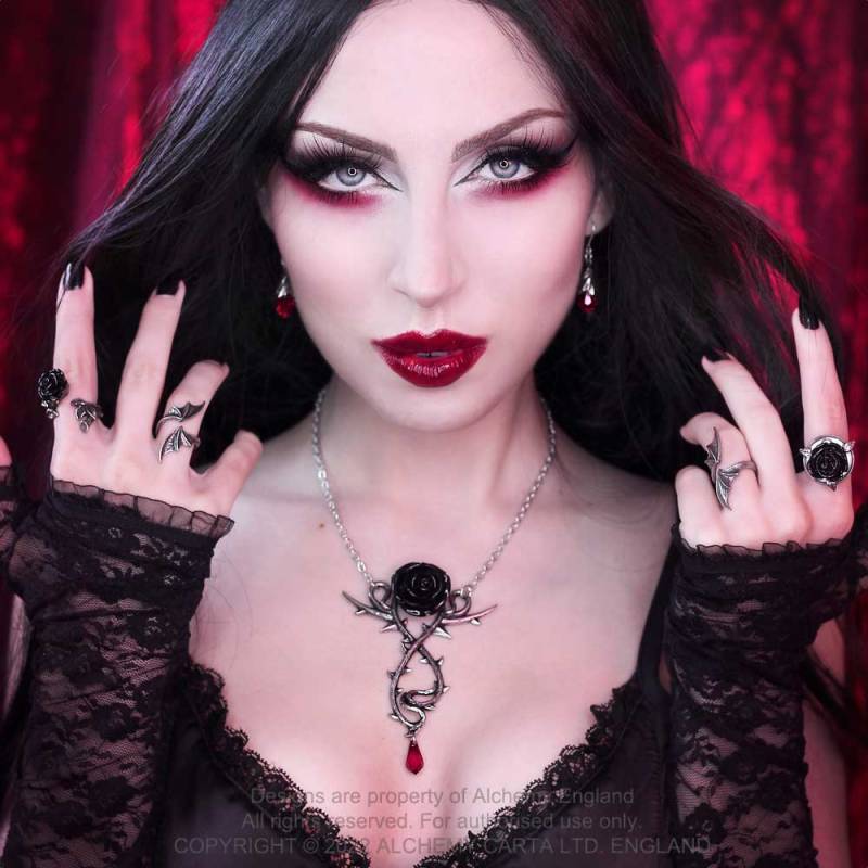 Carpathian Rose Halsketting