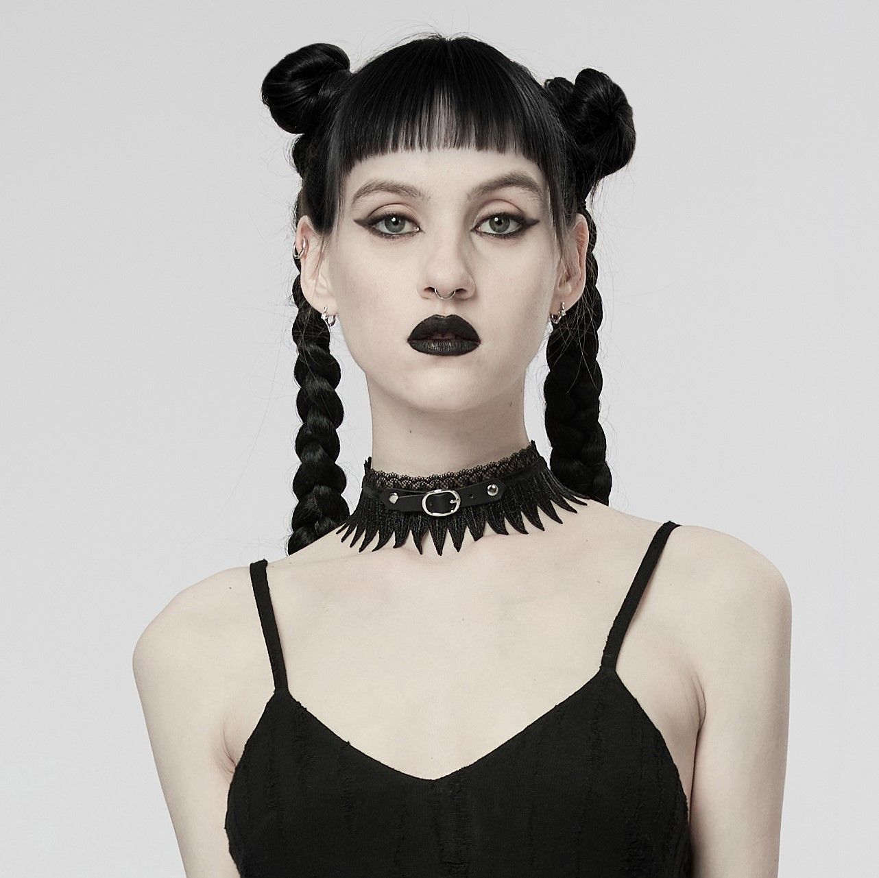 Cheeting Choker