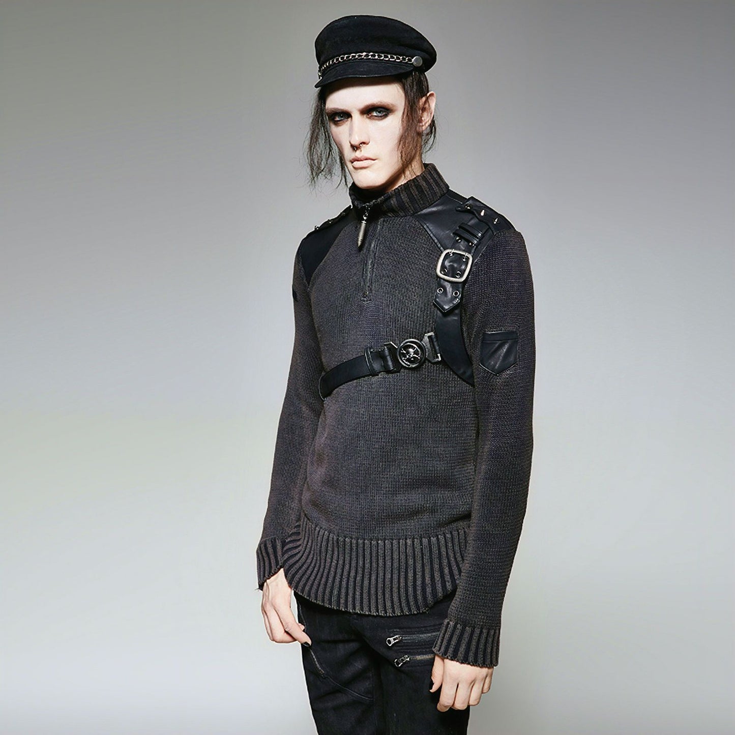 Combatant Sweater M-035