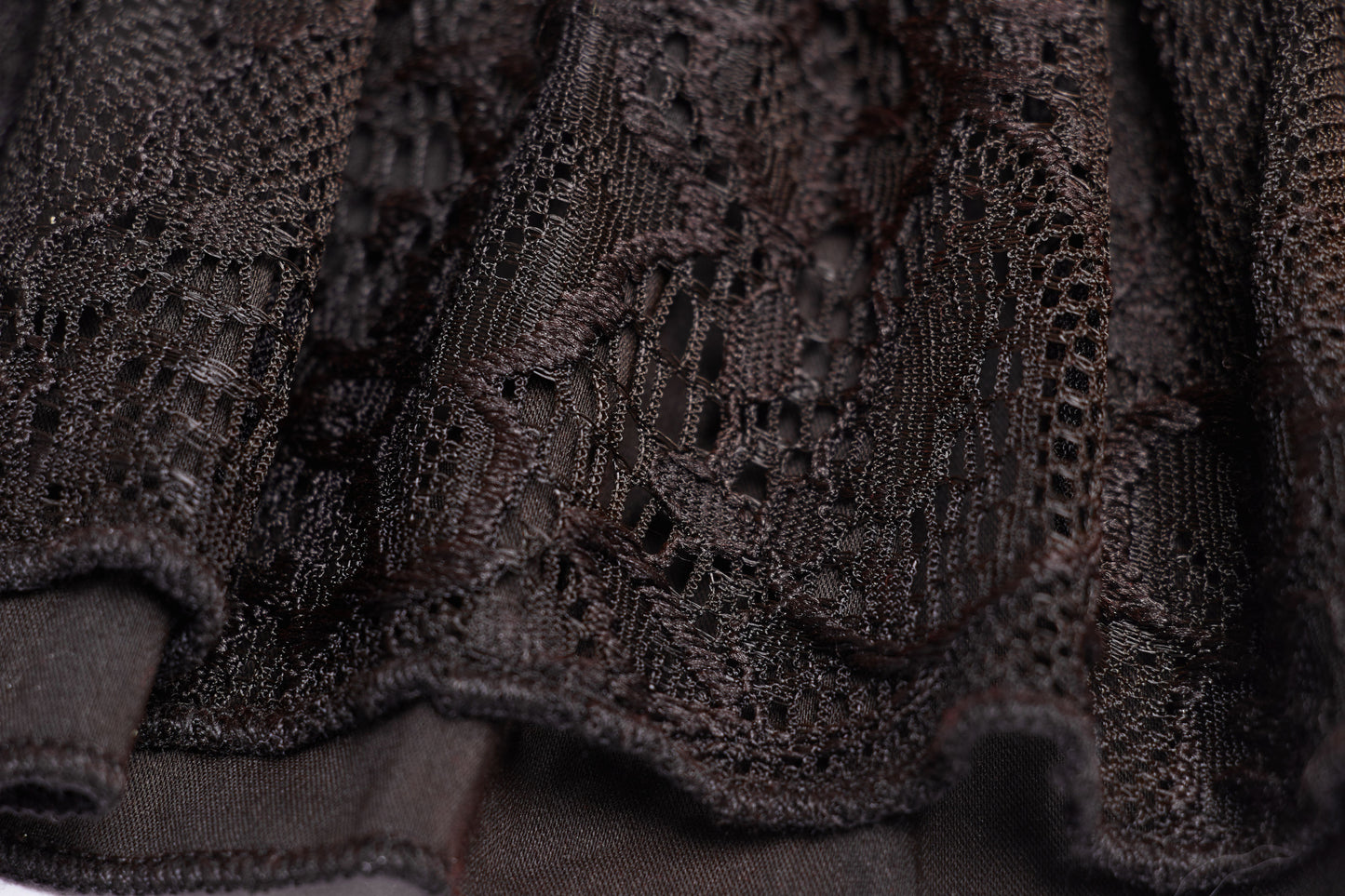 Lost Hope Jabot Zwart WS-292