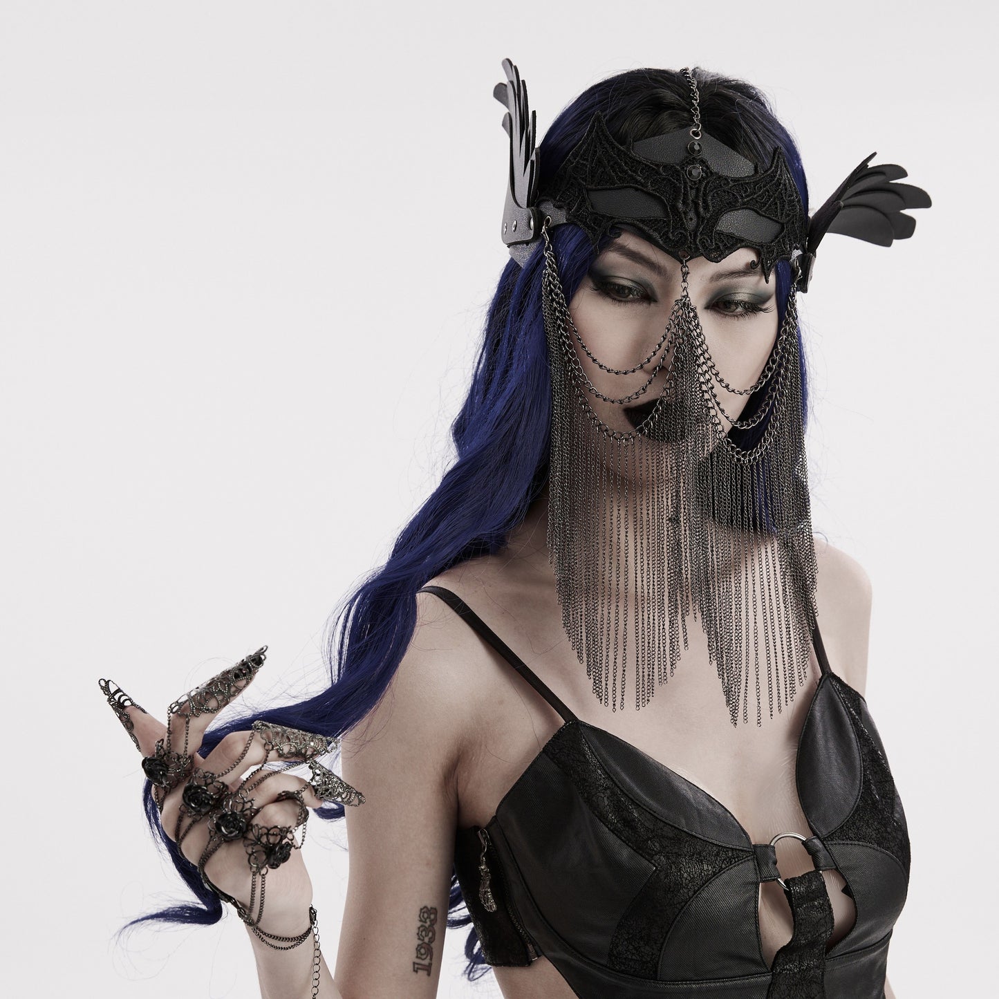 Bat Chains Mask