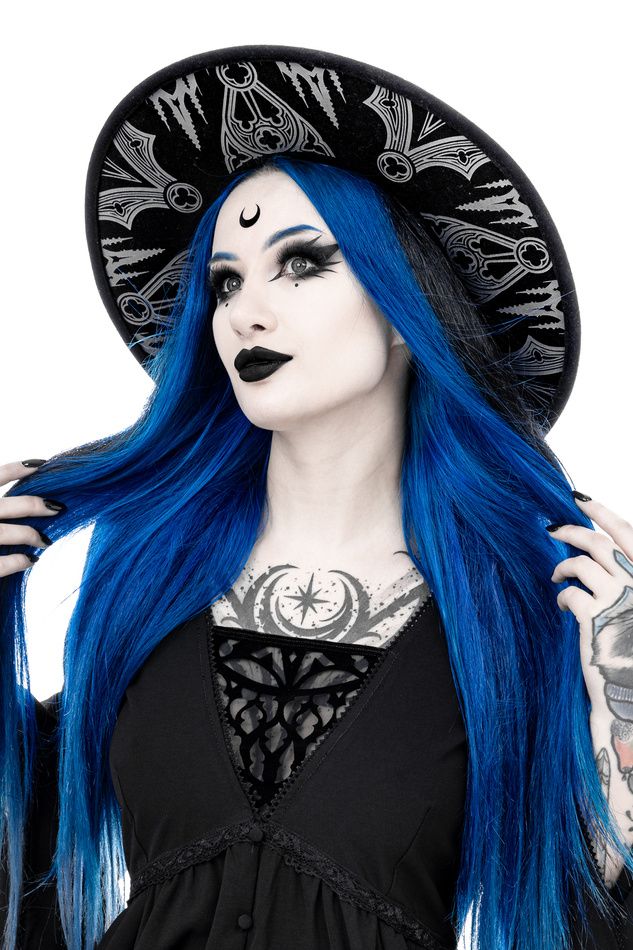 Gothic Chapel Hoed