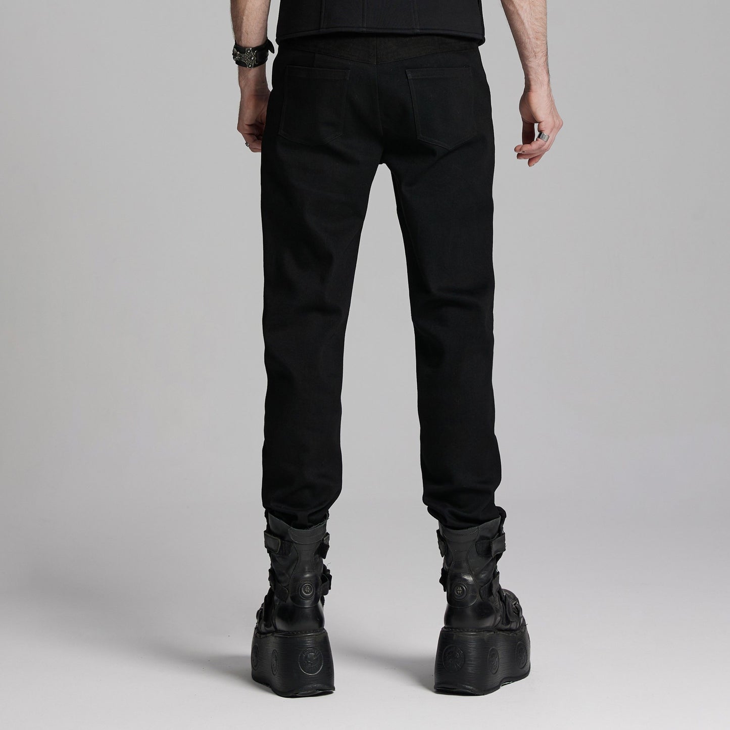 On Your Own Broek