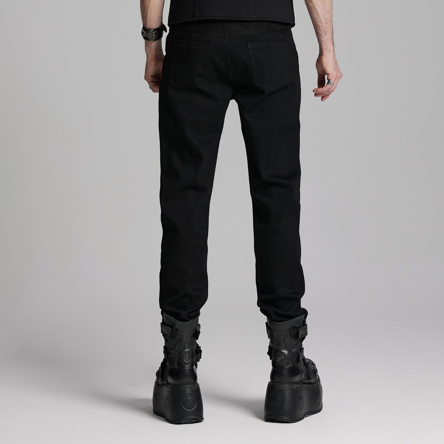 On Your Own Broek