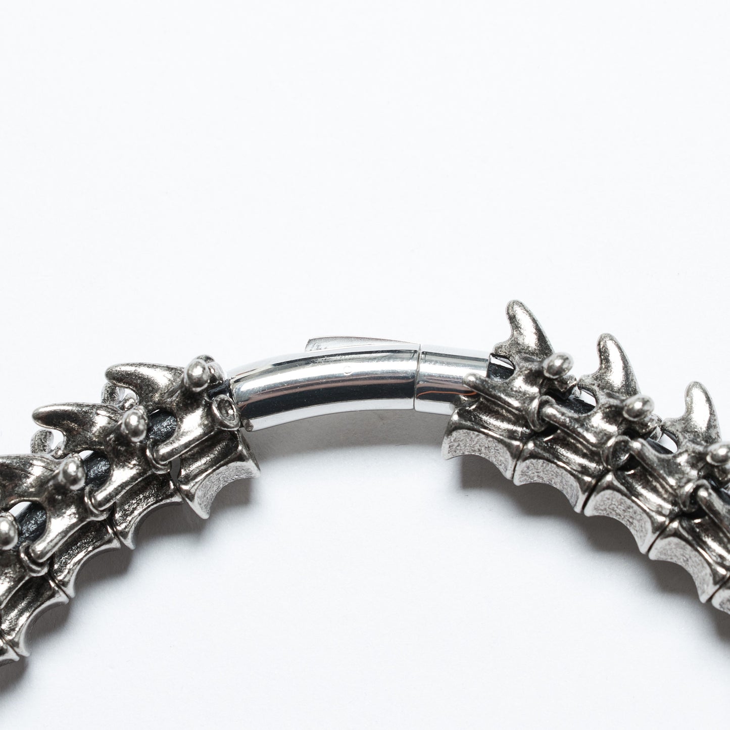 Vertebrae Halsband
