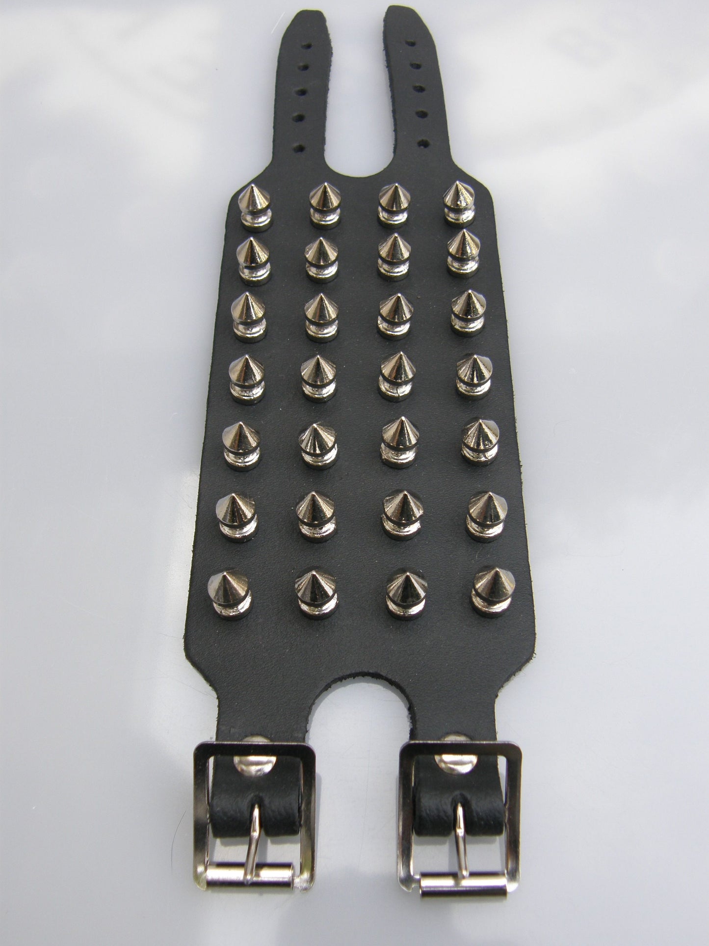 Wristband 4 Row Small Screw Spikes