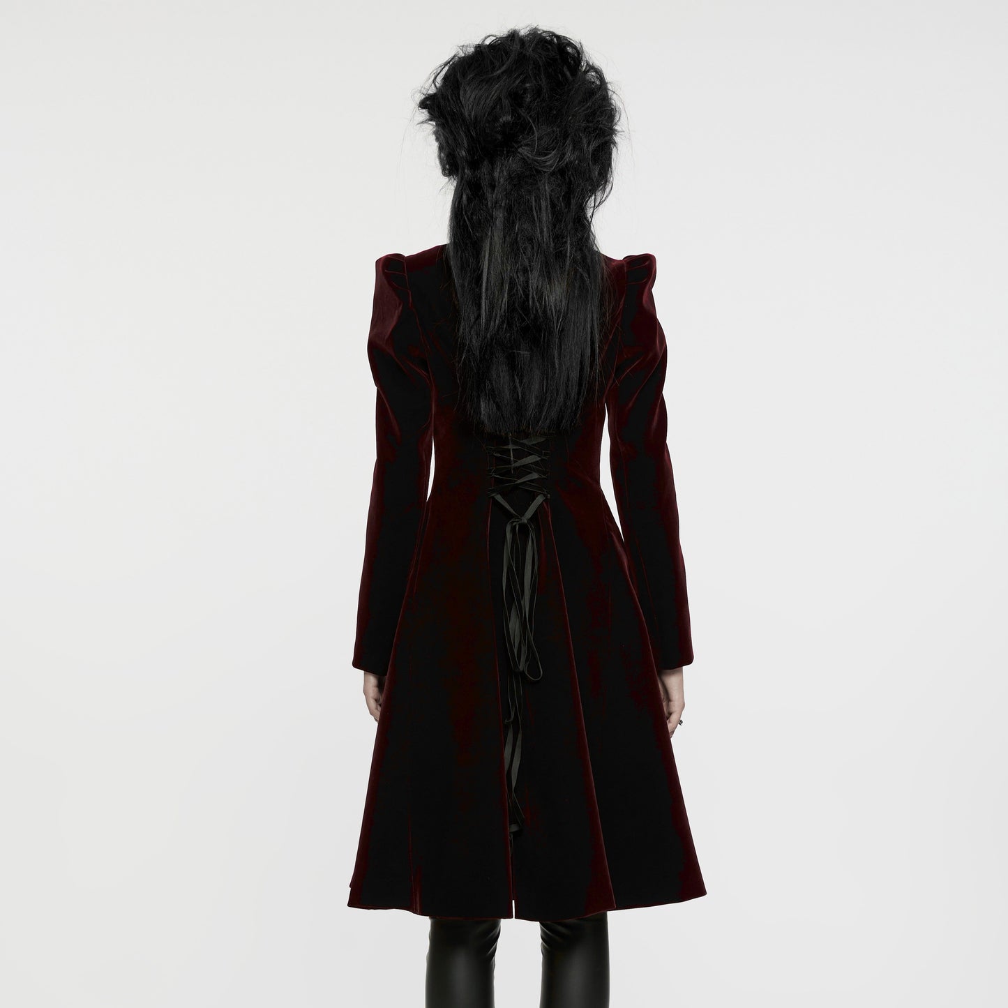 Broken Spells Jas Rood