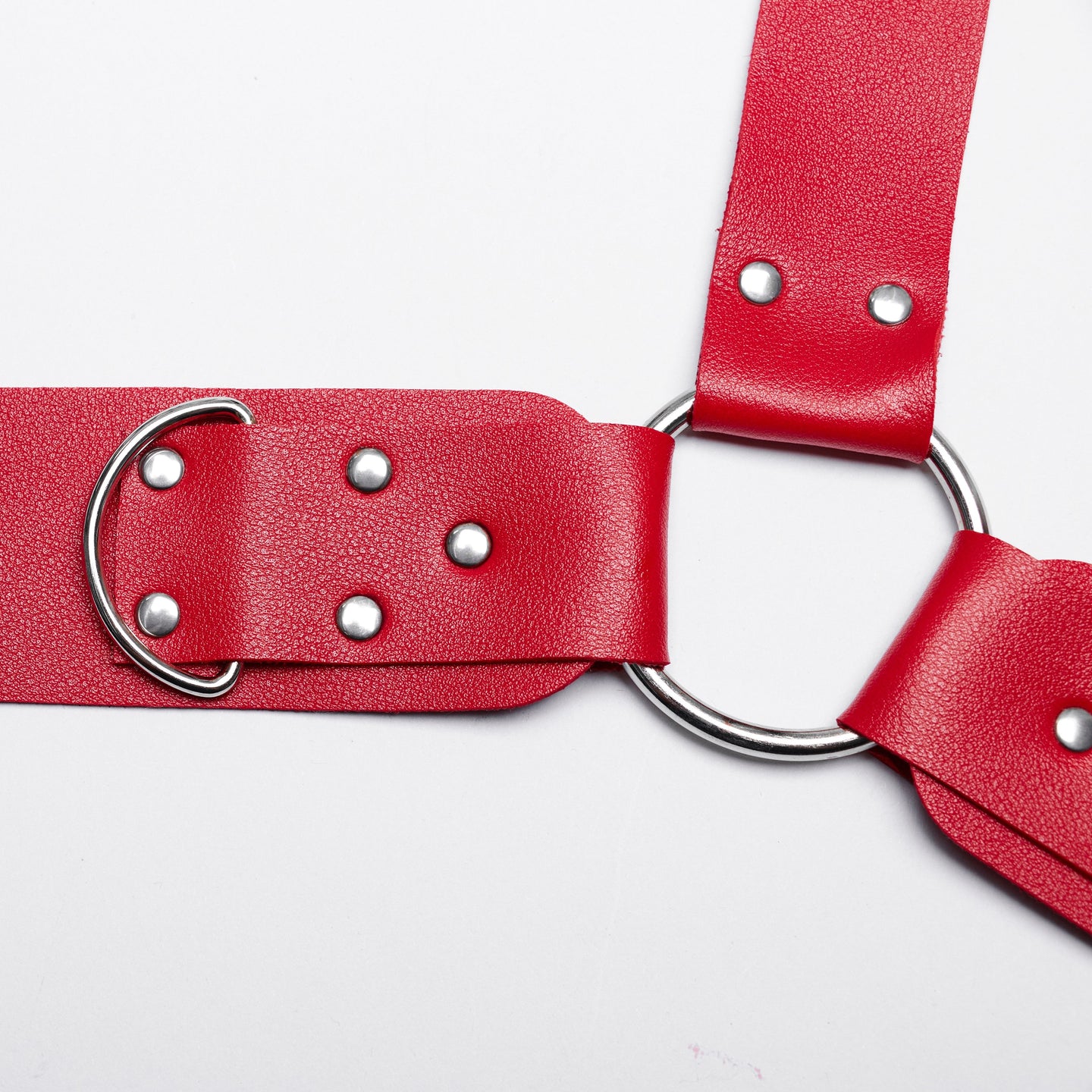 Haunt Me Harness Rood
