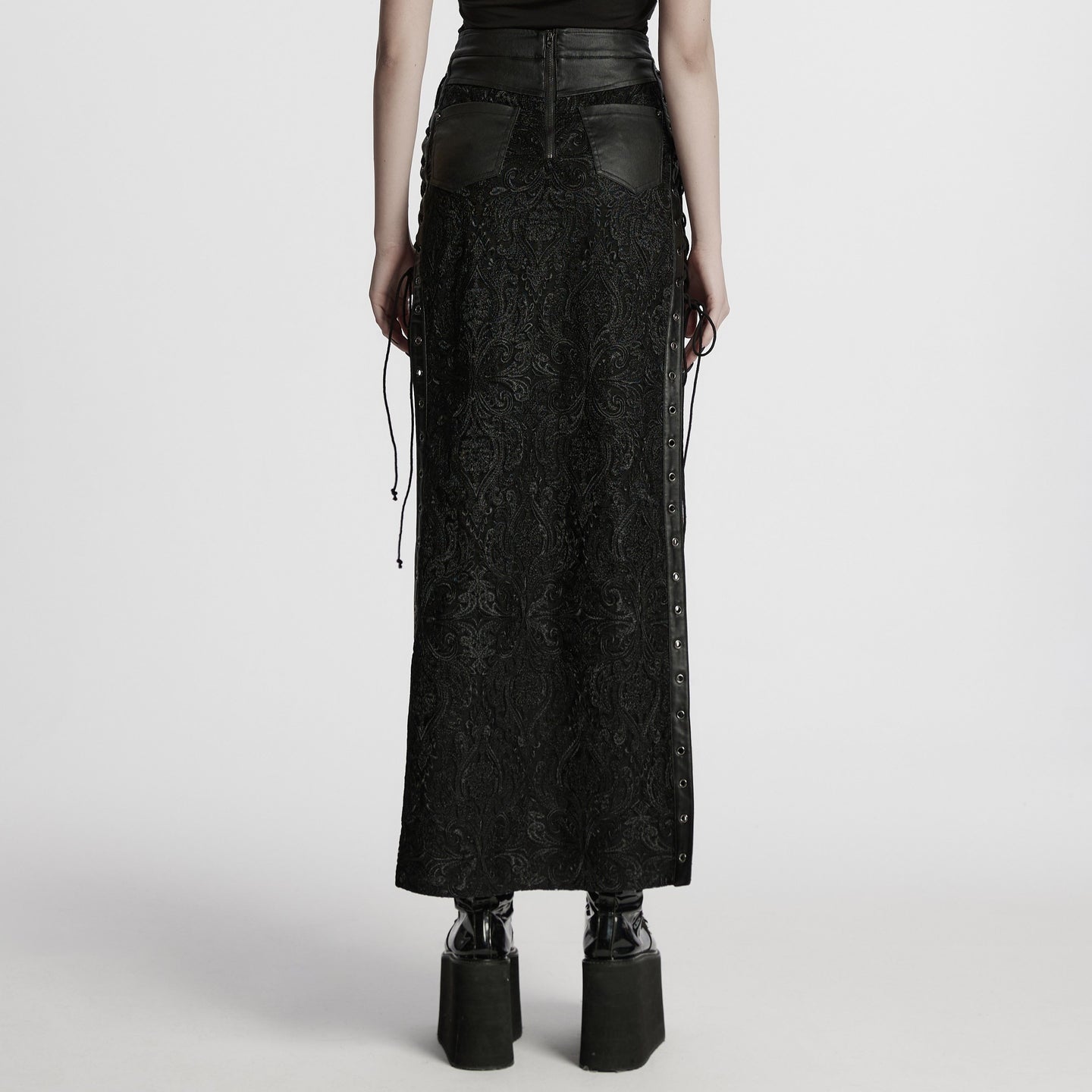 Attention Maxi Rok