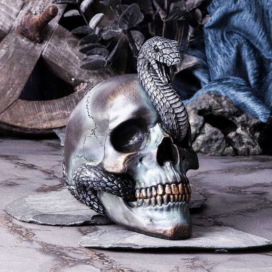 Serpentine Faith Skull 19 cm