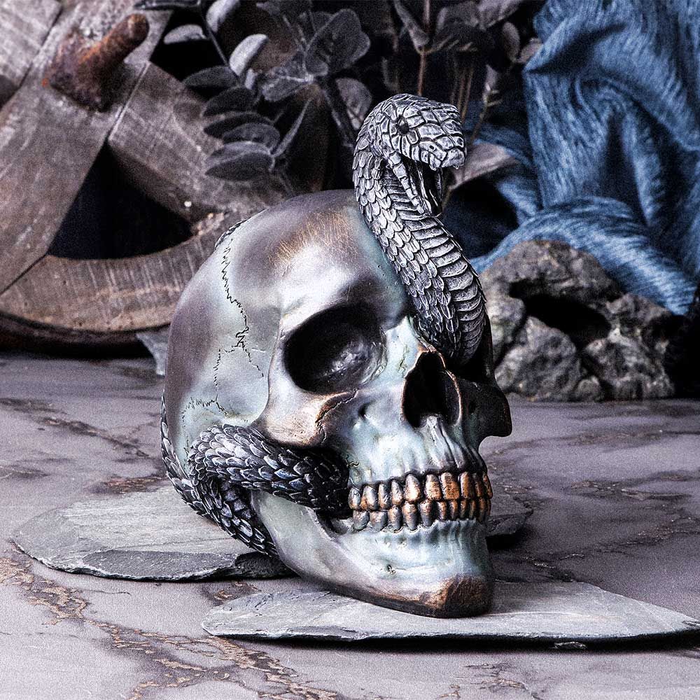 Serpentine Faith Skull 19 cm