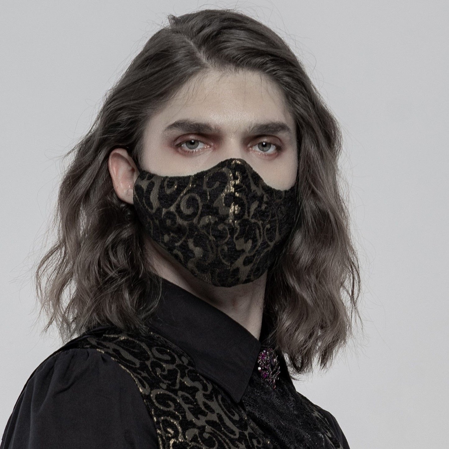 Result Mask Black/Gold
