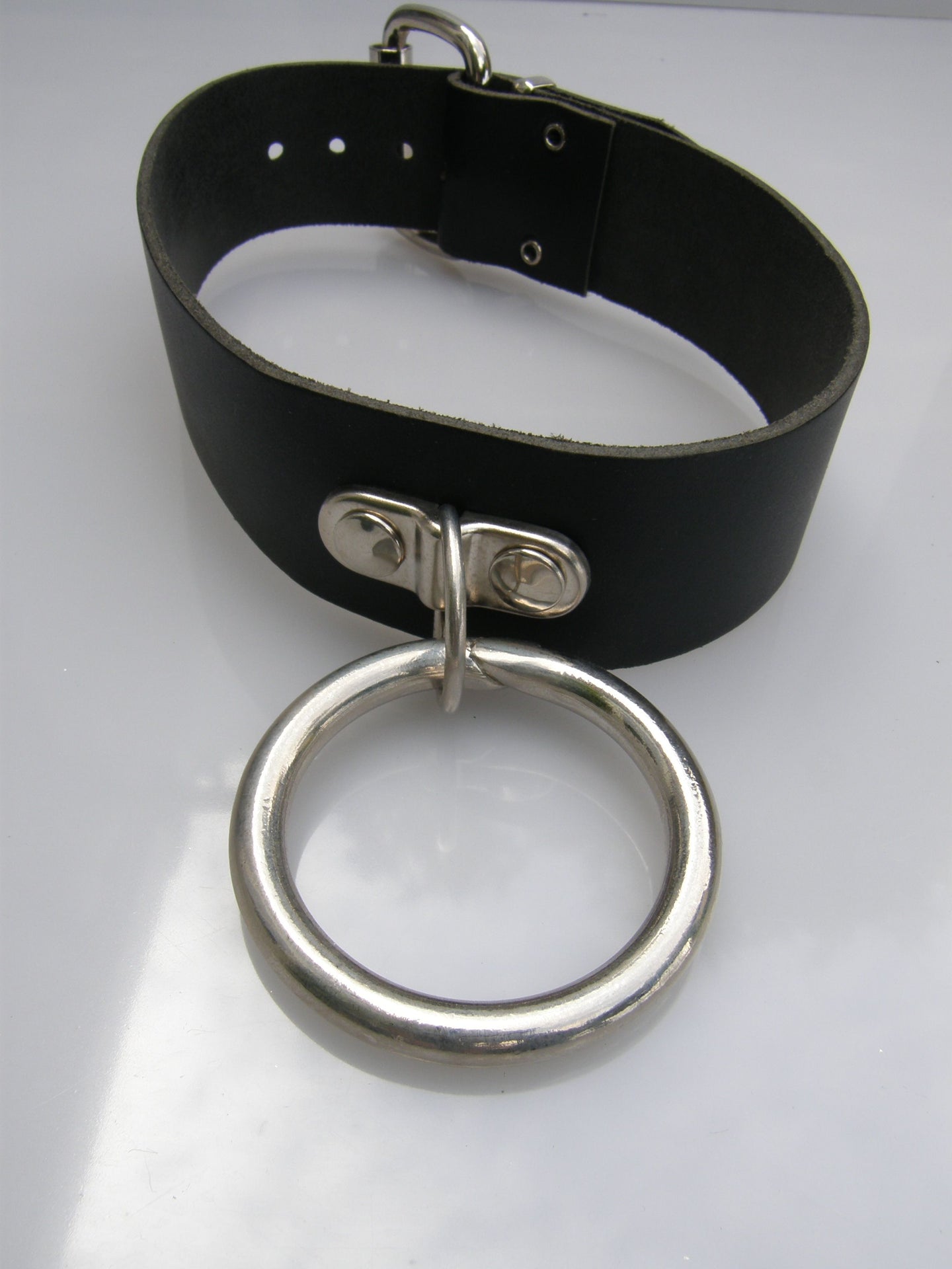 Neckband Leather & Metal Ring 38 mm
