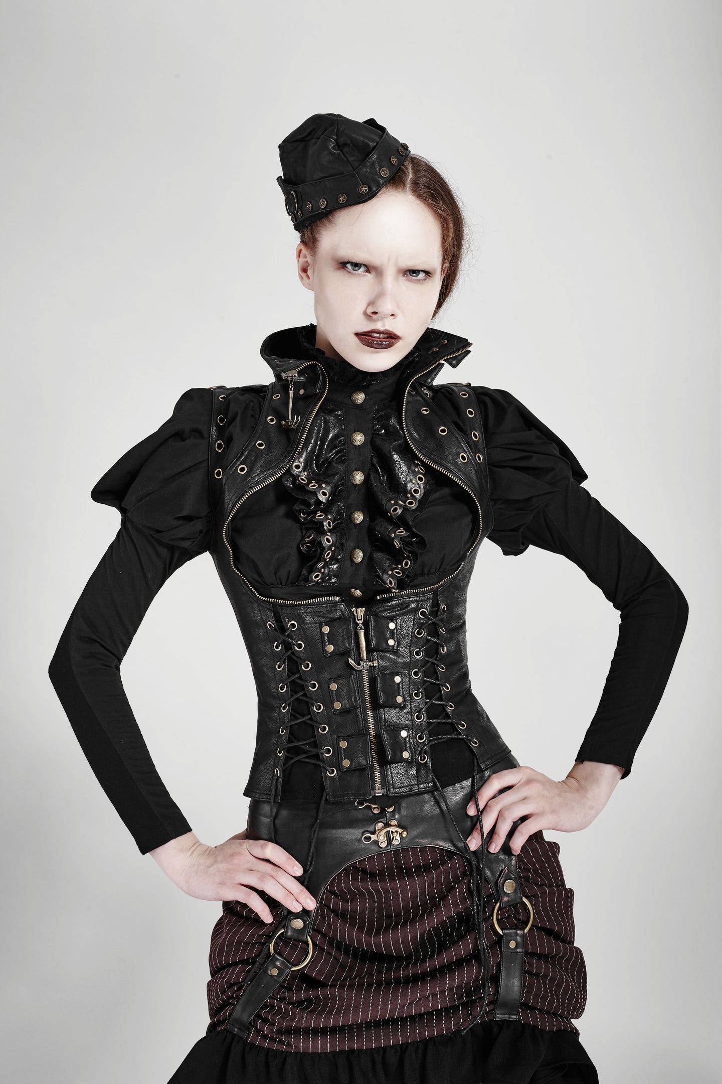 Spell Vest Black 