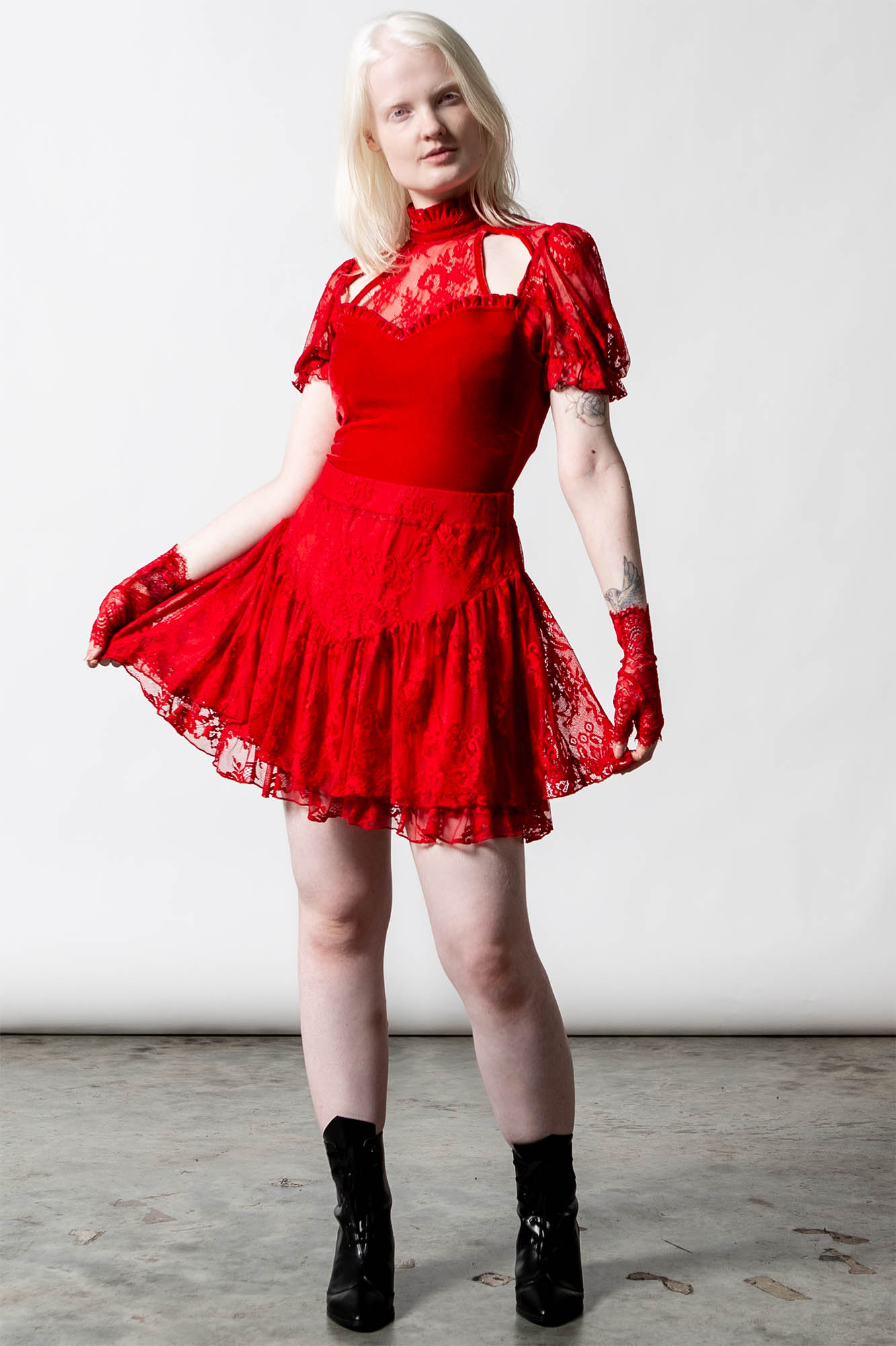 Killstar To Die For Lace Skirt Scarlet