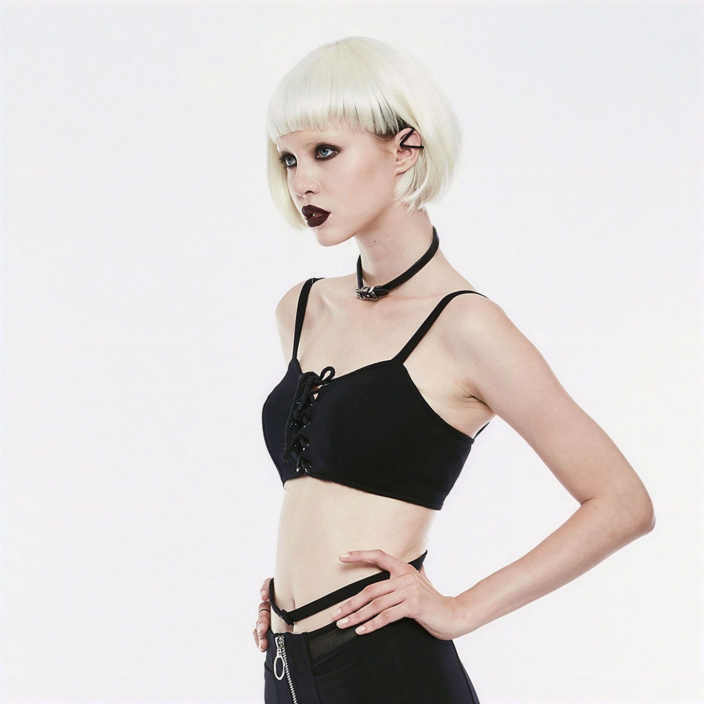 Resist Top