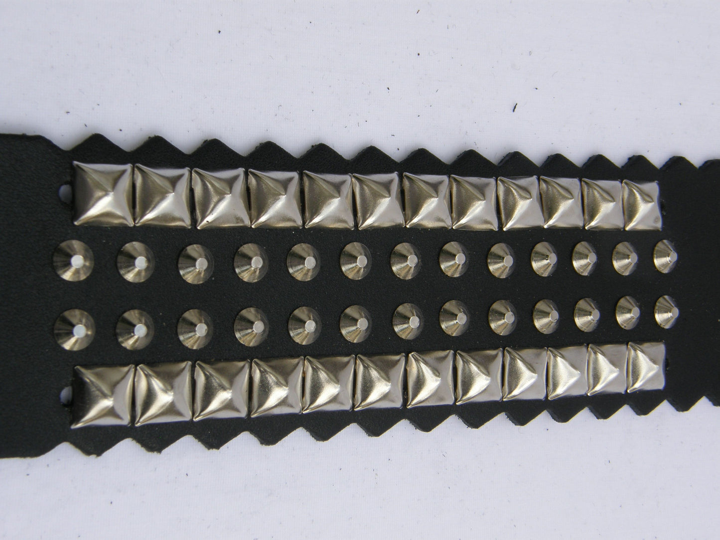 Wristband 4 Row Small Pyramid & Baby Cones