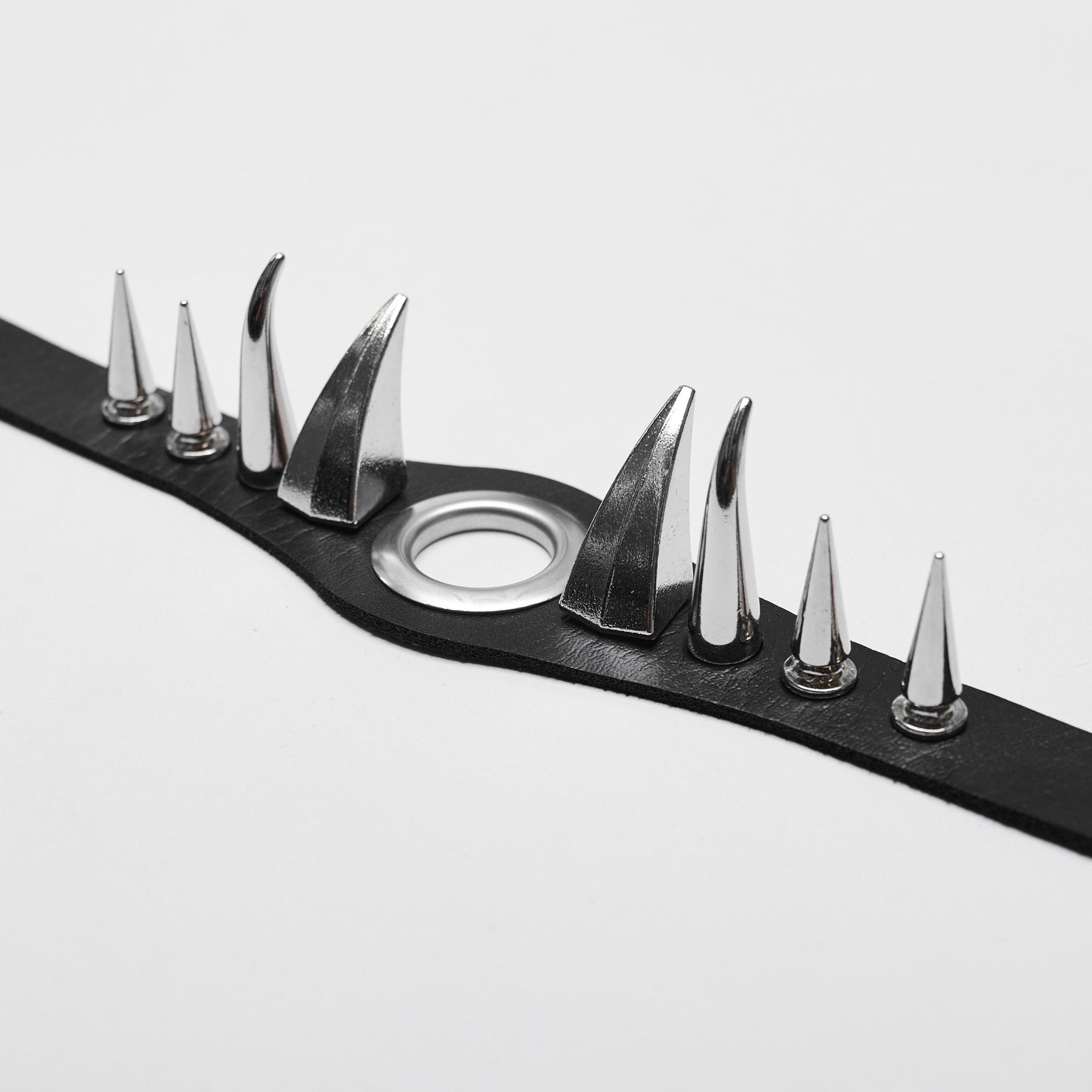 Spiky Halsband