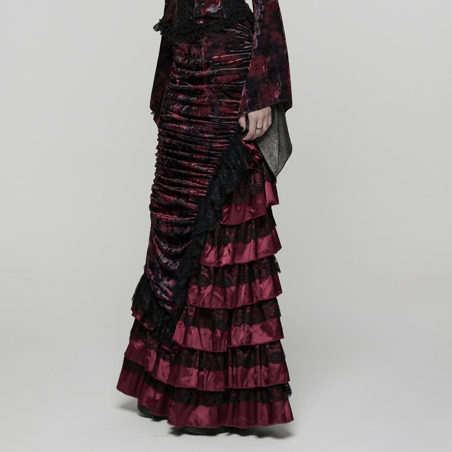 Broken Promise Maxi Rok Rood - Zwart