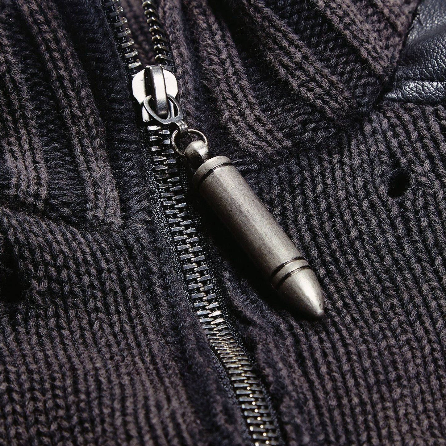 Combatant Sweater M-035