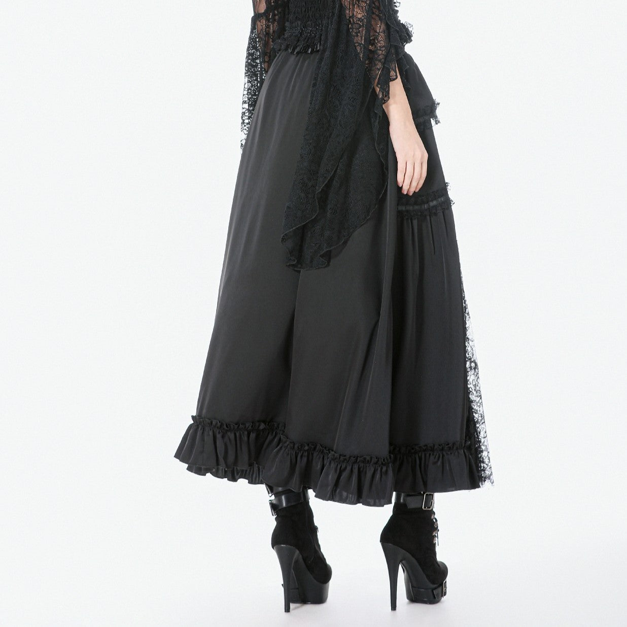 Making It Up Maxi Skirt Black  - Red