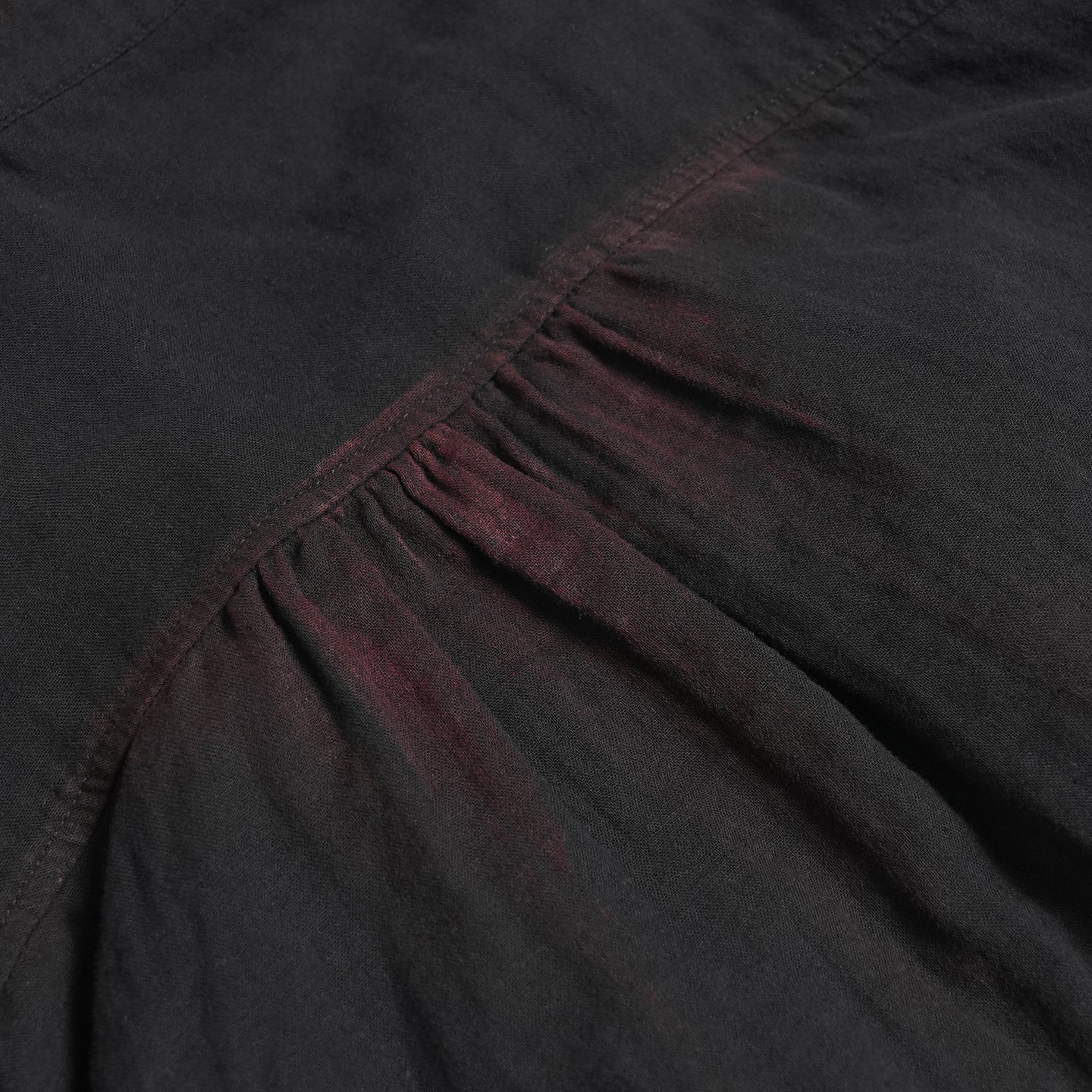 On The Verge Shirt Zwart