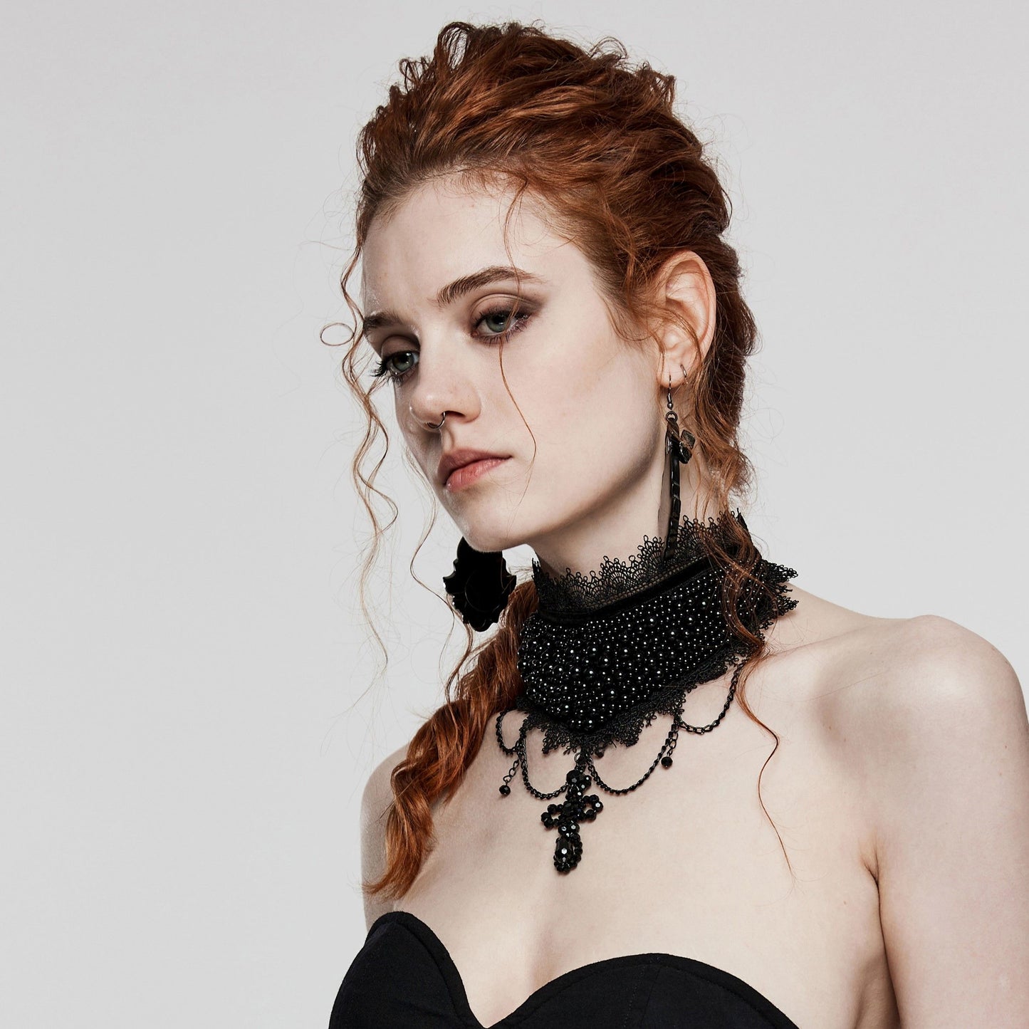 Black Cross Halsband