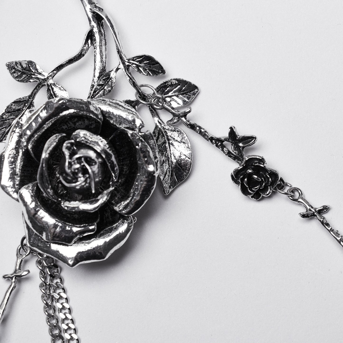 Silver Roses Chain Harness