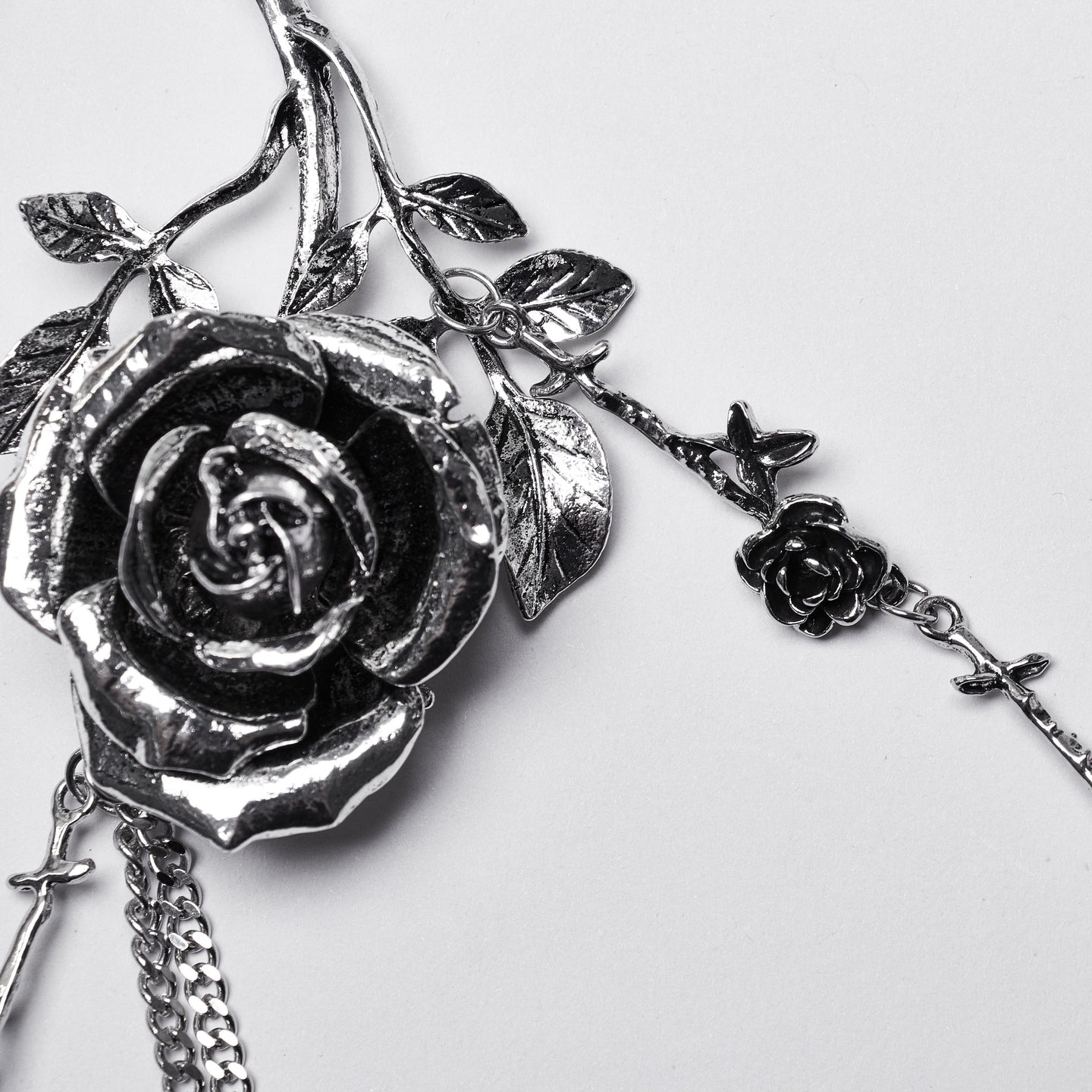 Silver Roses Chain Harness