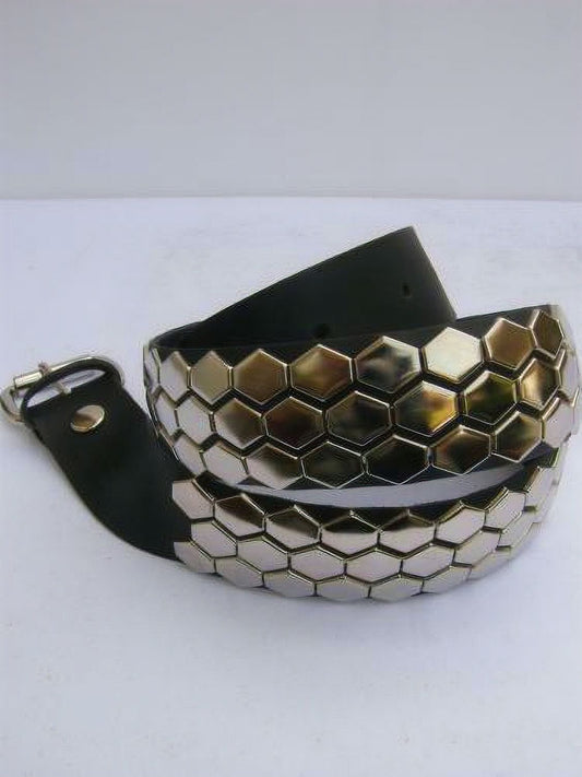 Riem 3 Row Hexagon Studs