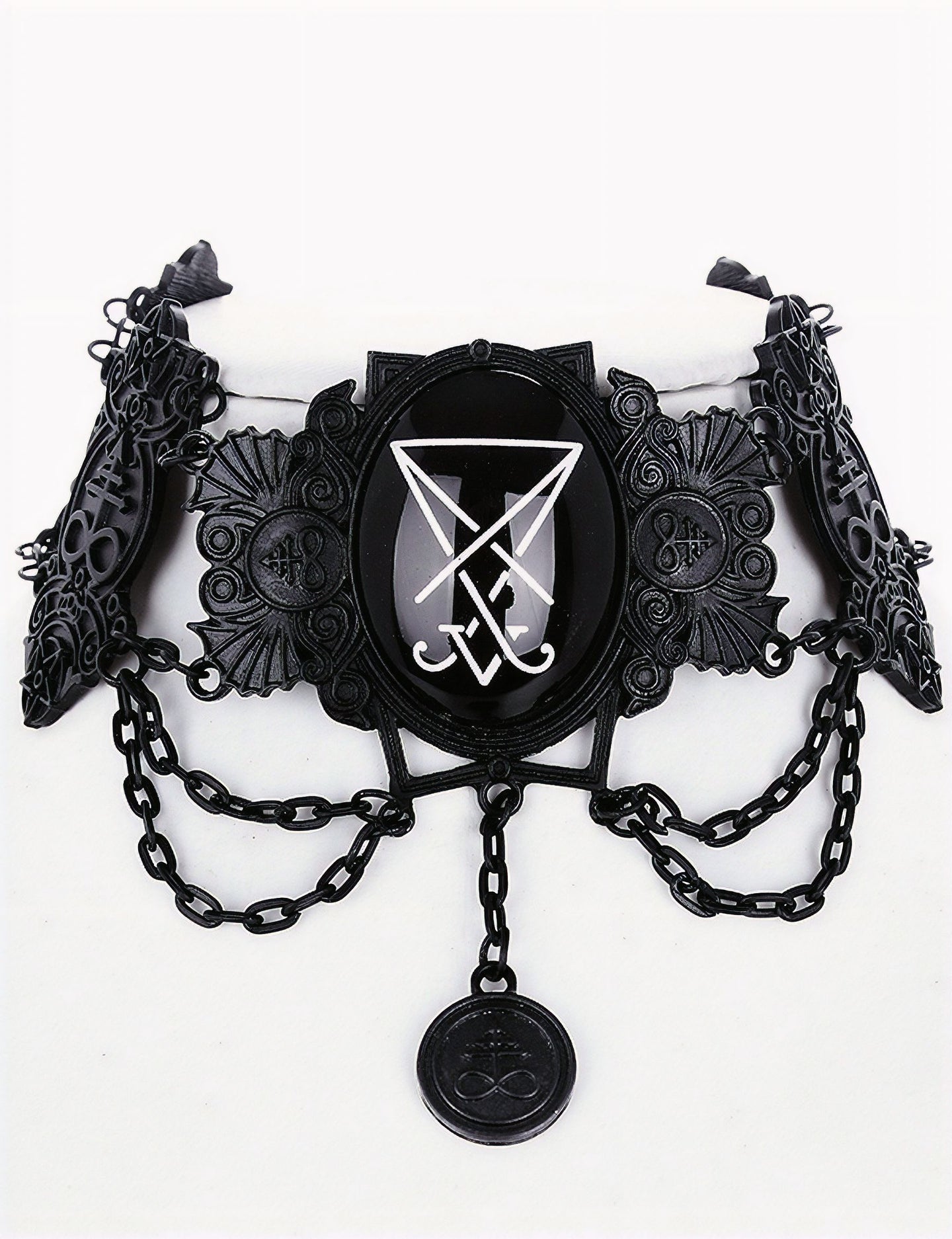Black Lucifer Collier