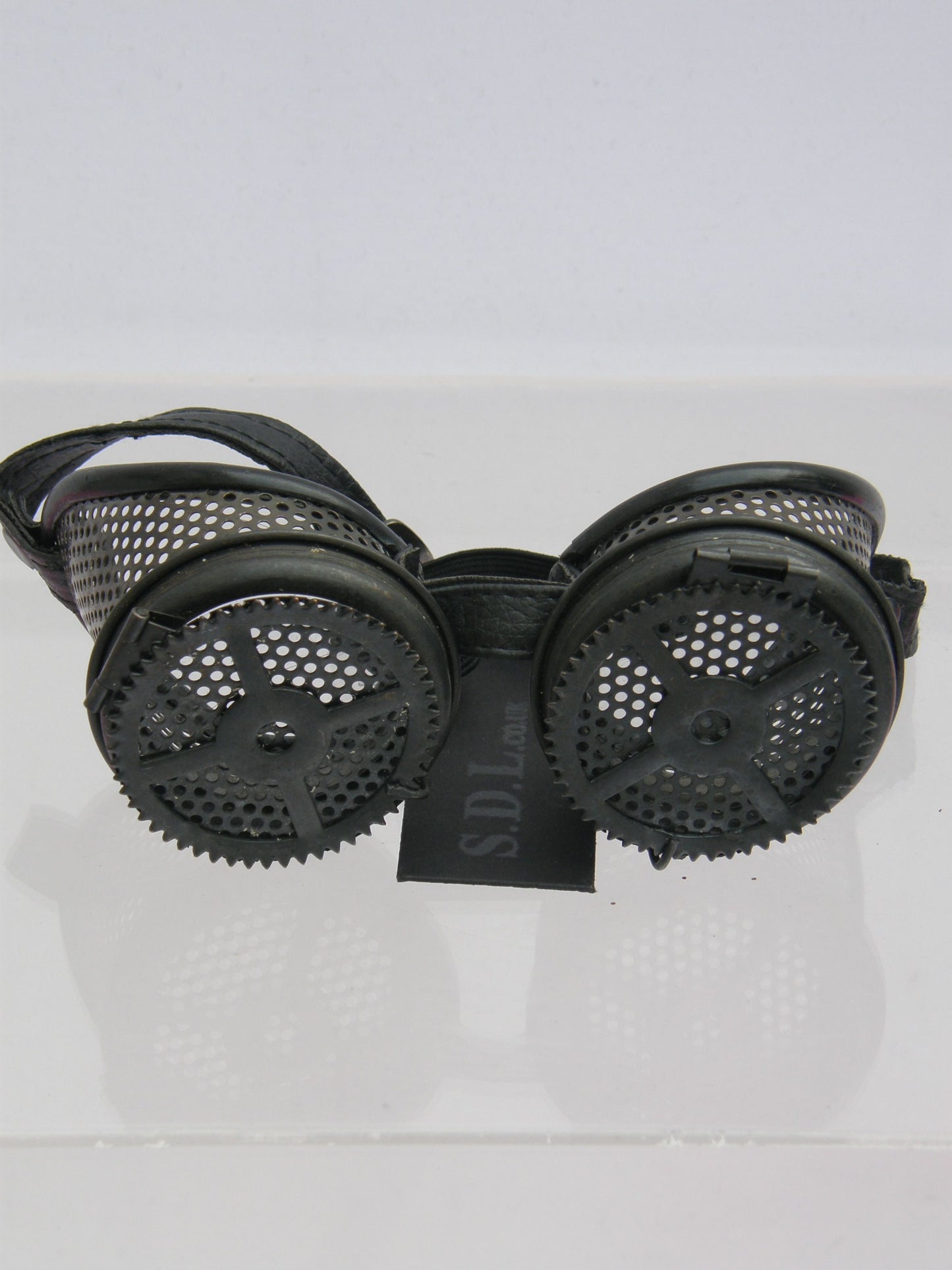 Mesh Frame Goggles Open Flap
