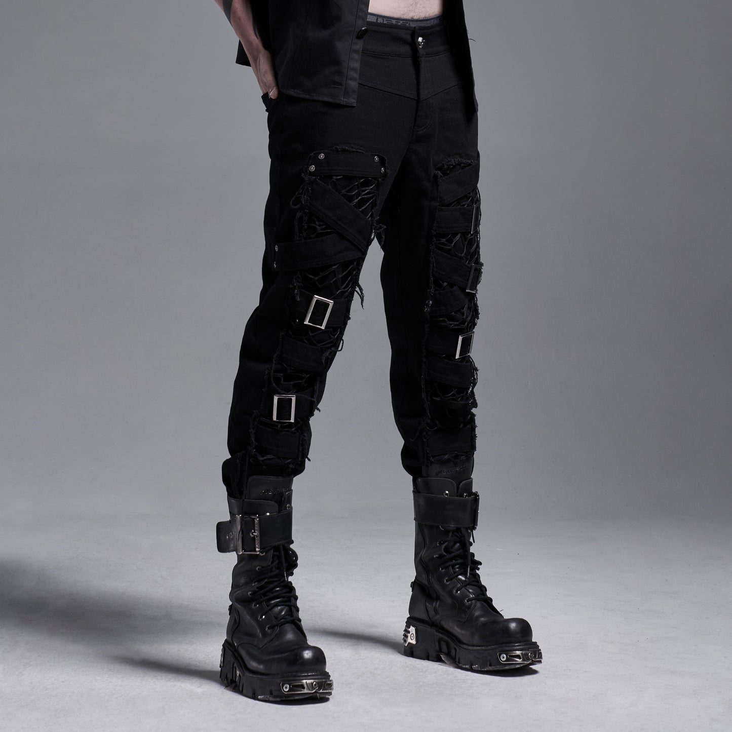 Lower Level Broek