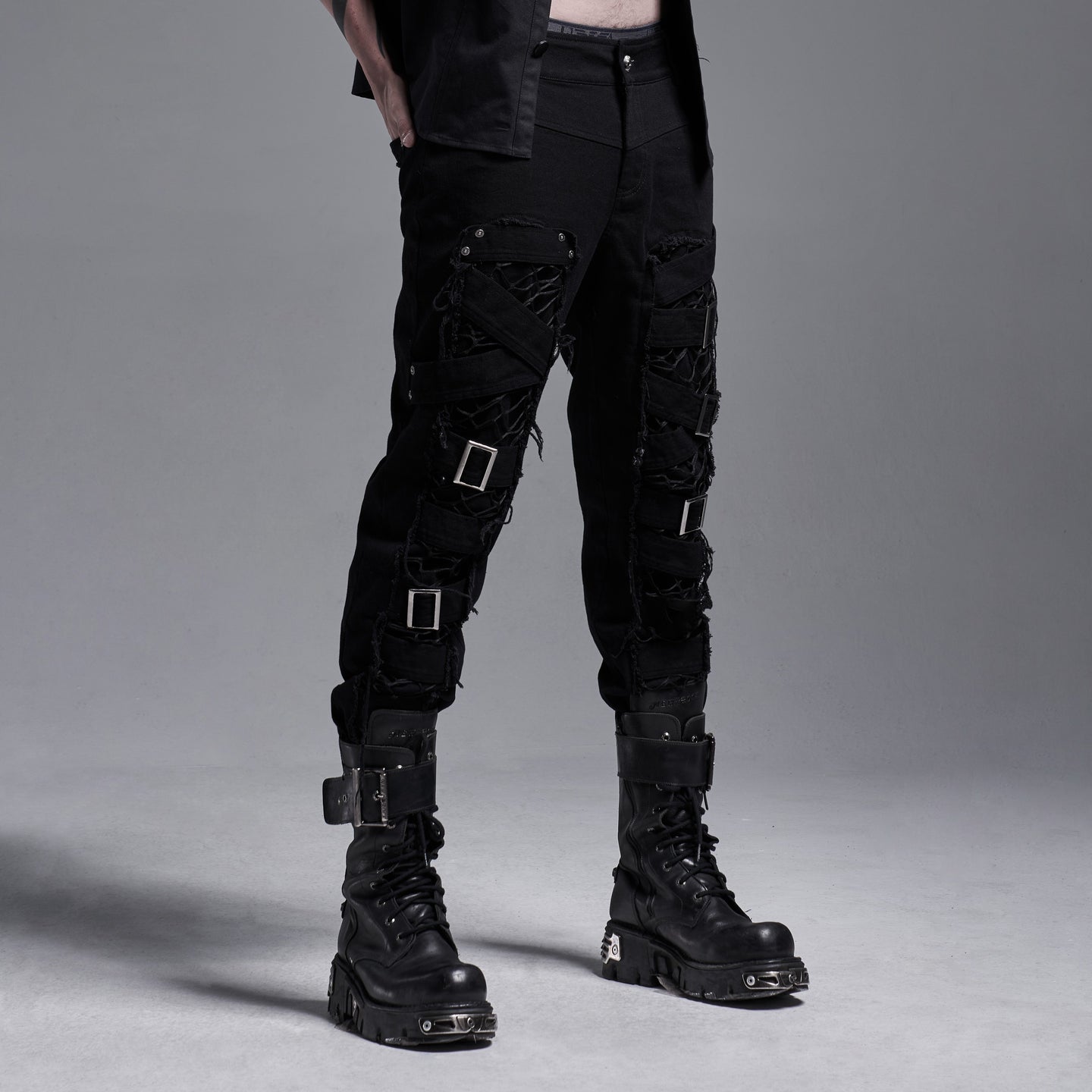 Lower Level Broek