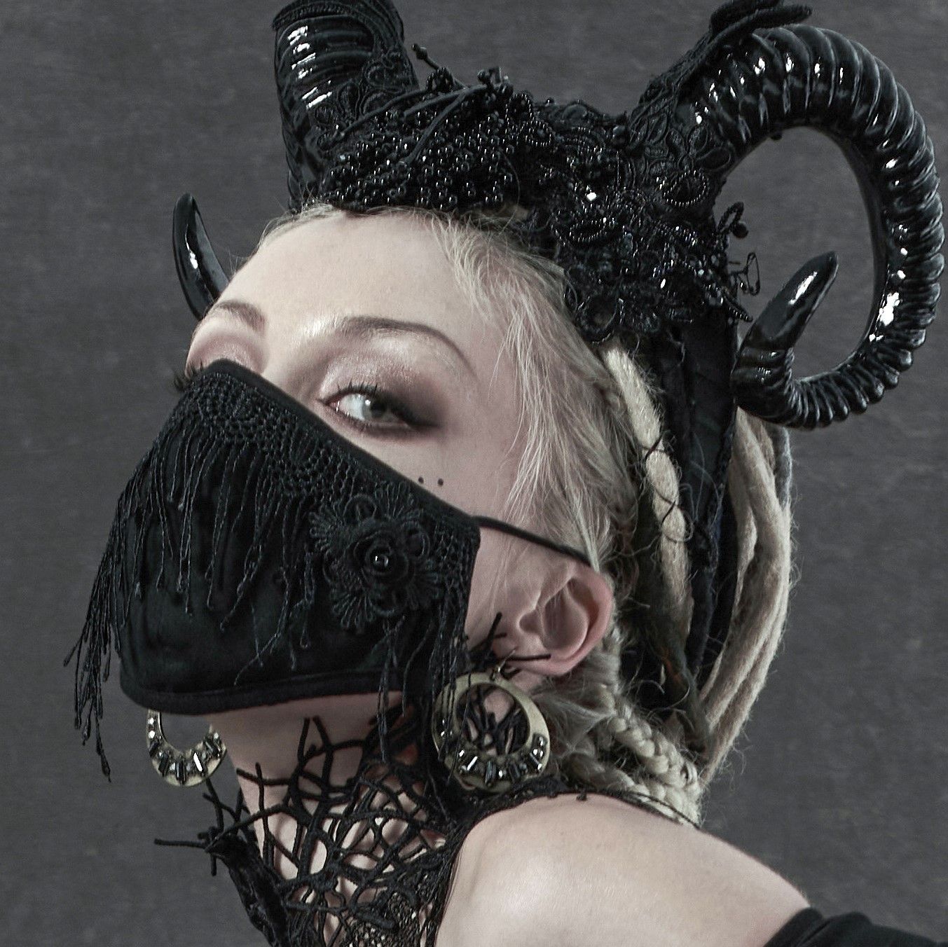 New Frontiers Mask WS-380