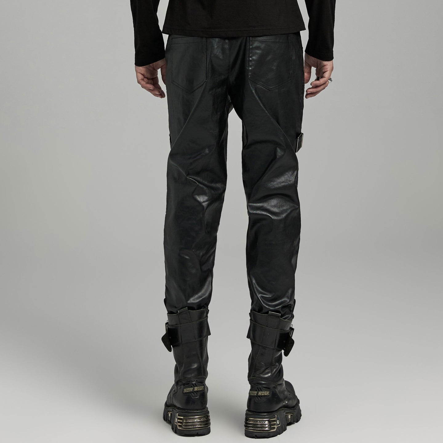 Move Away Broek